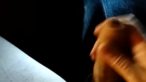 Snapshot of tomxxx1977 chatting on April 3, 10:41 pm tomxxx1977 online show from April 3, 10:41 pm