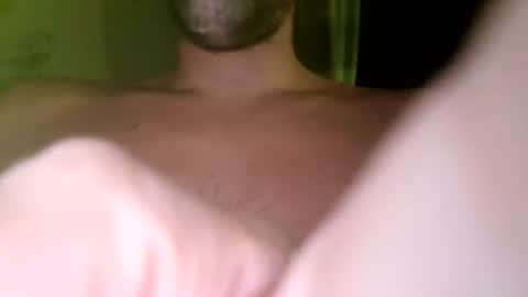 Snapshot of tomy2908 chatting on September 15, 4:01 am tomy2908 online show from September 15, 4:01 am