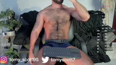 tomy_scott6 online show from February 11, 8:36 pm