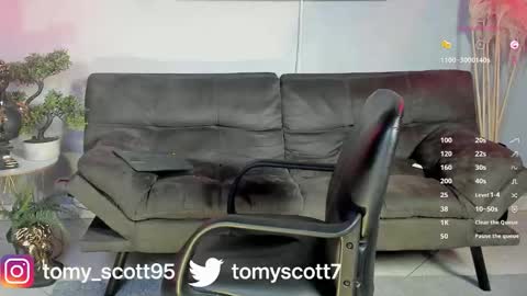 Snapshot of tomy_scott6 chatting on March 14, 11:15 am tomy_scott6 online show from March 14, 11:15 am