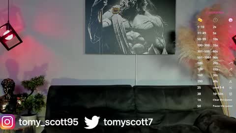Snapshot of tomy_scott6 chatting on April 2, 9:45 pm tomy_scott6 online show from April 2, 9:45 pm