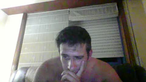 toni640128 online show from August 9, 11:31 pm