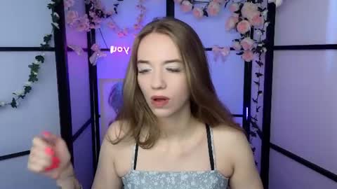 Snapshot of toni_ray chatting on July 26, 12:01 pm Tony online show from July 26, 12:01 pm