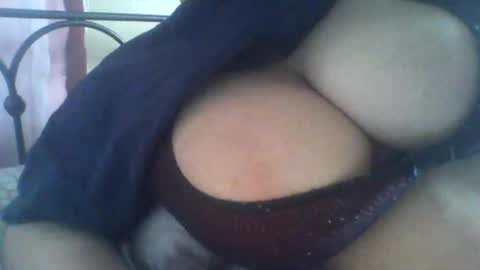 Snapshot of tonimoran chatting on January 3, 12:52 pm tonimoran online show from January 3, 12:52 pm