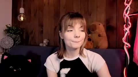 Melissa online show from July 18, 8:12 pm