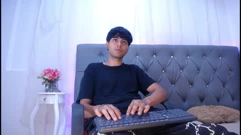 Snapshot of tonnyhawk707 chatting on October 30, 11:11 am Tonny online show from October 30, 11:11 am