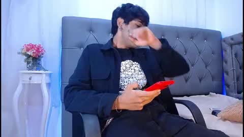 Snapshot of tonnyhawk707 chatting on October 31, 11:22 am Tonny online show from October 31, 11:22 am