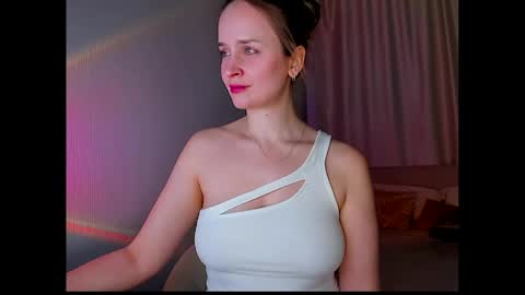 Tony and Alice online show from April 19, 8:00 pm