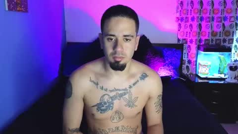 Snapshot of tony_and_sophia chatting on October 17, 11:02 am Sophia Tony online show from October 17, 11:02 am