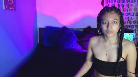 Snapshot of tony_and_sophia chatting on October 31, 11:33 am Sophia Tony online show from October 31, 11:33 am