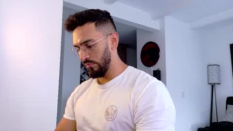 tony muscle1 online show from January 13, 9:31 pm