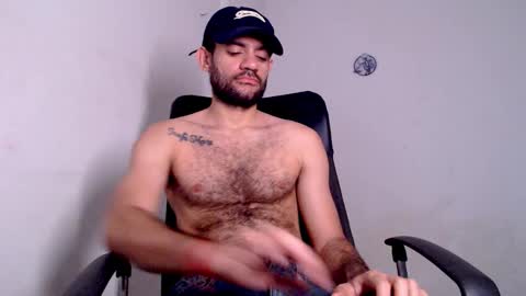 Snapshot of tony_okly chatting on March 25, 3:56 am Tony Okly online show from March 25, 3:56 am