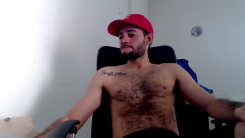 Snapshot of tony_okly chatting on April 2, 3:53 pm Tony Okly online show from April 2, 3:53 pm