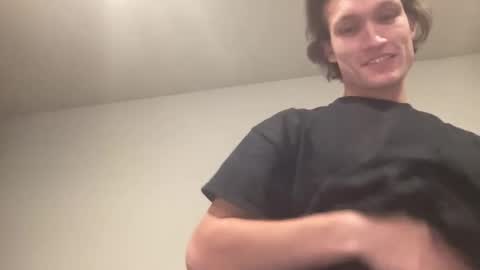 Snapshot of tonycardillo chatting on October 29, 4:04 am tonycardillo online show from October 29, 4:04 am