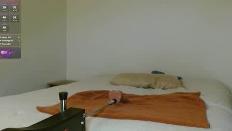 Snapshot of tonycrd chatting on January 9, 12:13 am tonycrd online show from January 9, 12:13 am