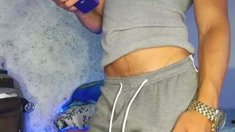 Snapshot of tonydesire_ chatting on April 22, 7:48 pm tonydesire_ online show from April 22, 7:48 pm