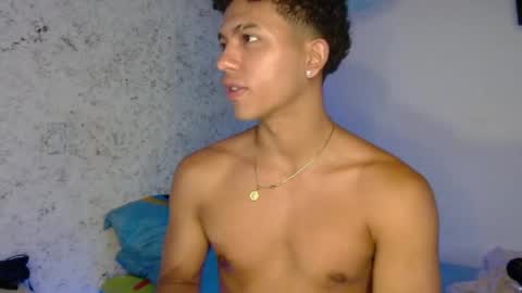 Snapshot of tonydesire_ chatting on April 23, 7:38 pm tonydesire_ online show from April 23, 7:38 pm