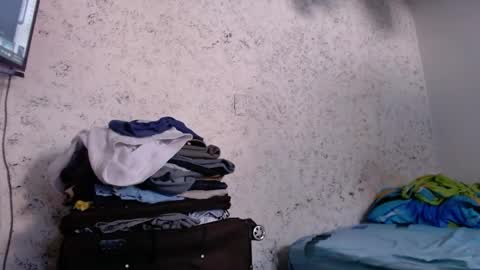 Snapshot of tonydesire_ chatting on April 25, 3:53 pm tonydesire_ online show from April 25, 3:53 pm