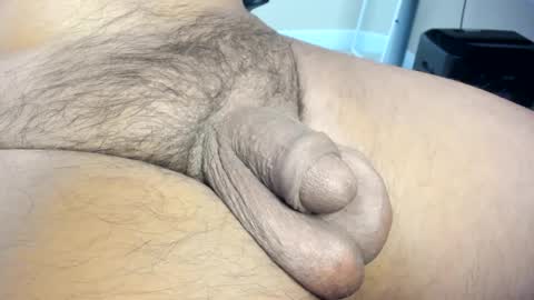 Snapshot of tonyisback2023 chatting on October 13, 3:39 am tonyisback2023 online show from October 13, 3:39 am