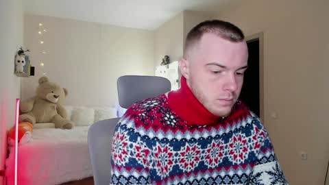 toohornyserj online show from December 19, 12:34 am