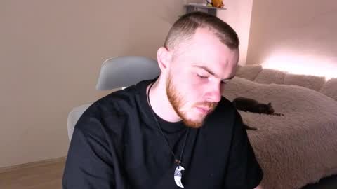 Snapshot of toohornyserj chatting on March 20, 8:46 pm toohornyserj online show from March 20, 8:46 pm