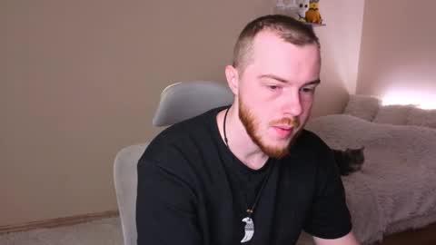 Snapshot of toohornyserj chatting on March 29, 8:31 pm toohornyserj online show from March 29, 8:31 pm