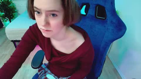 Snapshot of topcranberry chatting on October 4, 6:50 pm topcranberry online show from October 4, 6:50 pm