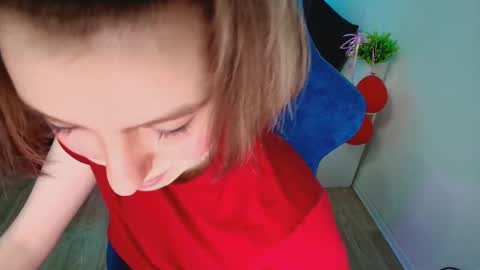 Snapshot of topcranberry chatting on October 20, 7:36 pm topcranberry online show from October 20, 7:36 pm