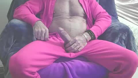 topfortwinks online show from November 26, 6:36 am