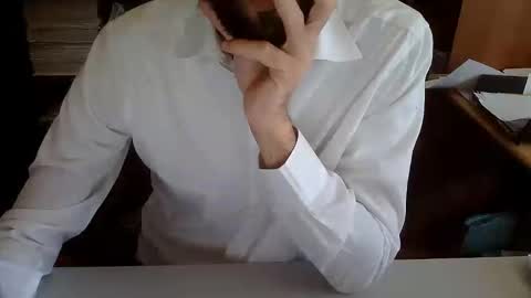 Snapshot of topg84 chatting on September 19, 9:32 am Topg84 online show from September 19, 9:32 am