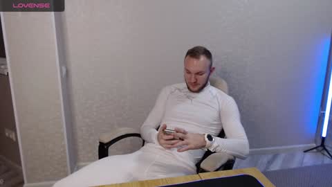 Snapshot of toress1 chatting on January 6, 7:35 pm Glebaty online show from January 6, 7:35 pm