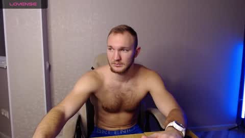 Snapshot of toress1 chatting on January 8, 9:32 am Glebaty online show from January 8, 9:32 am