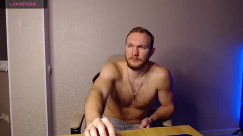 Snapshot of toress1 chatting on February 2, 6:42 pm Glebaty online show from February 2, 6:42 pm