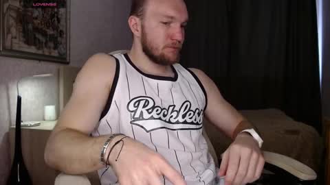 Snapshot of toress1 chatting on April 5, 8:44 am Glebaty online show from April 5, 8:44 am
