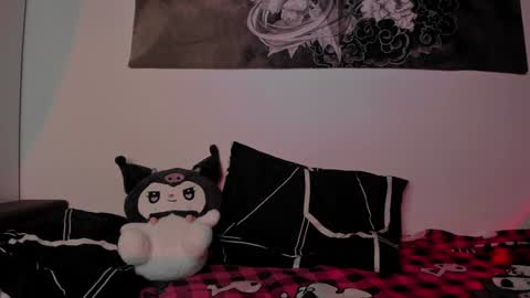 Snapshot of toriayun0 chatting on December 16, 2:36 am your personal gothic girl check it    online show from December 16, 2:36 am