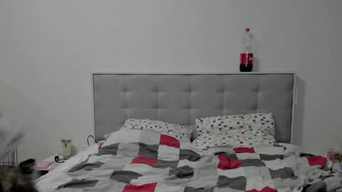 Snapshot of toriayun0 chatting on January 3, 4:37 pm your personal gothic girl check it    online show from January 3, 4:37 pm