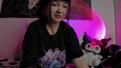 Snapshot of toriayun0 chatting on January 15, 11:51 pm your personal gothic girl check it    online show from January 15, 11:51 pm