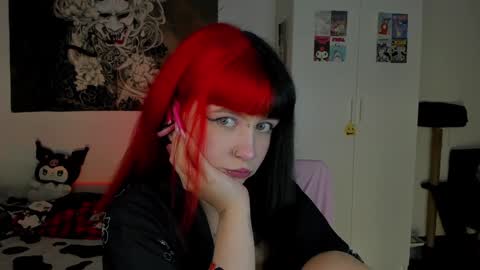 Snapshot of toriayun0 chatting on January 30, 3:44 am your personal gothic girl check it    online show from January 30, 3:44 am