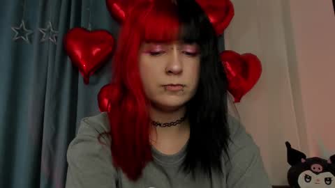 Snapshot of toriayun0 chatting on February 14, 10:14 pm your personal gothic girl check it    online show from February 14, 10:14 pm