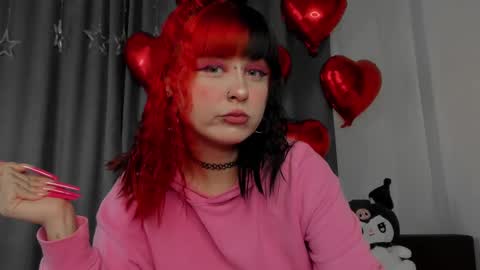 Snapshot of toriayun0 chatting on February 18, 10:36 pm your personal gothic girl check it    online show from February 18, 10:36 pm