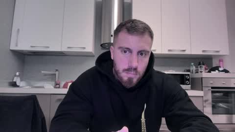 Snapshot of toro_arrapato chatting on December 5, 1:25 am toro_arrapato online show from December 5, 1:25 am