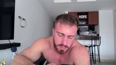 Snapshot of toro_arrapato chatting on February 20, 9:20 pm toro_arrapato online show from February 20, 9:20 pm