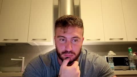 Snapshot of toro_arrapato chatting on March 12, 5:49 pm toro_arrapato online show from March 12, 5:49 pm