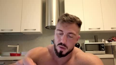 Snapshot of toro_arrapato chatting on September 13, 2:06 pm toro_arrapato online show from September 13, 2:06 pm