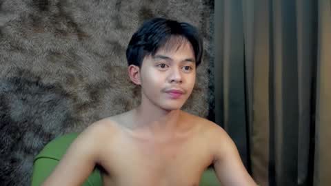 Snapshot of toshirokunn chatting on December 3, 8:27 am Toshiro online show from December 3, 8:27 am