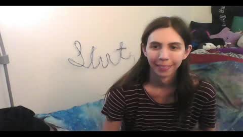 Snapshot of totalfuckingadorable chatting on October 8, 2:09 am Luna online show from October 8, 2:09 am