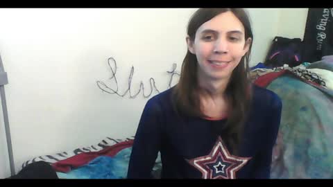 Snapshot of totalfuckingadorable chatting on November 4, 2:43 am Luna online show from November 4, 2:43 am