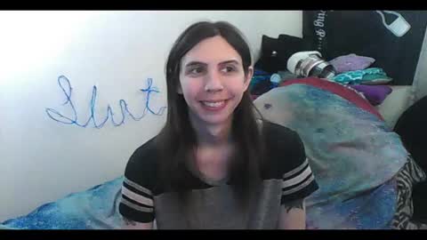 Snapshot of totalfuckingadorable chatting on November 20, 1:06 am Luna online show from November 20, 1:06 am