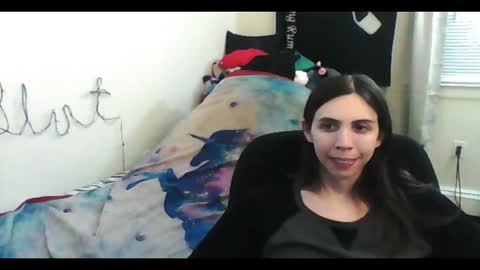 Snapshot of totalfuckingadorable chatting on February 3, 3:15 am Luna online show from February 3, 3:15 am