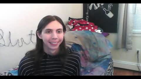 Snapshot of totalfuckingadorable chatting on February 14, 6:10 am Luna online show from February 14, 6:10 am